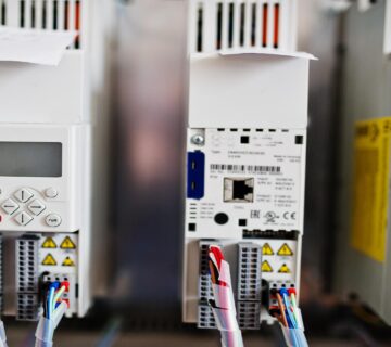 Medium Voltage Inverters & Battery Energy Storage for Power Efficiency