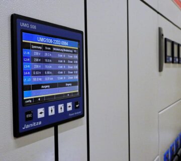 Understanding Medium Voltage Inverters: Key Benefits and Applications